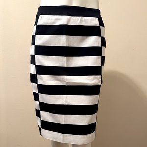 New H&M straight skirt - Size 8